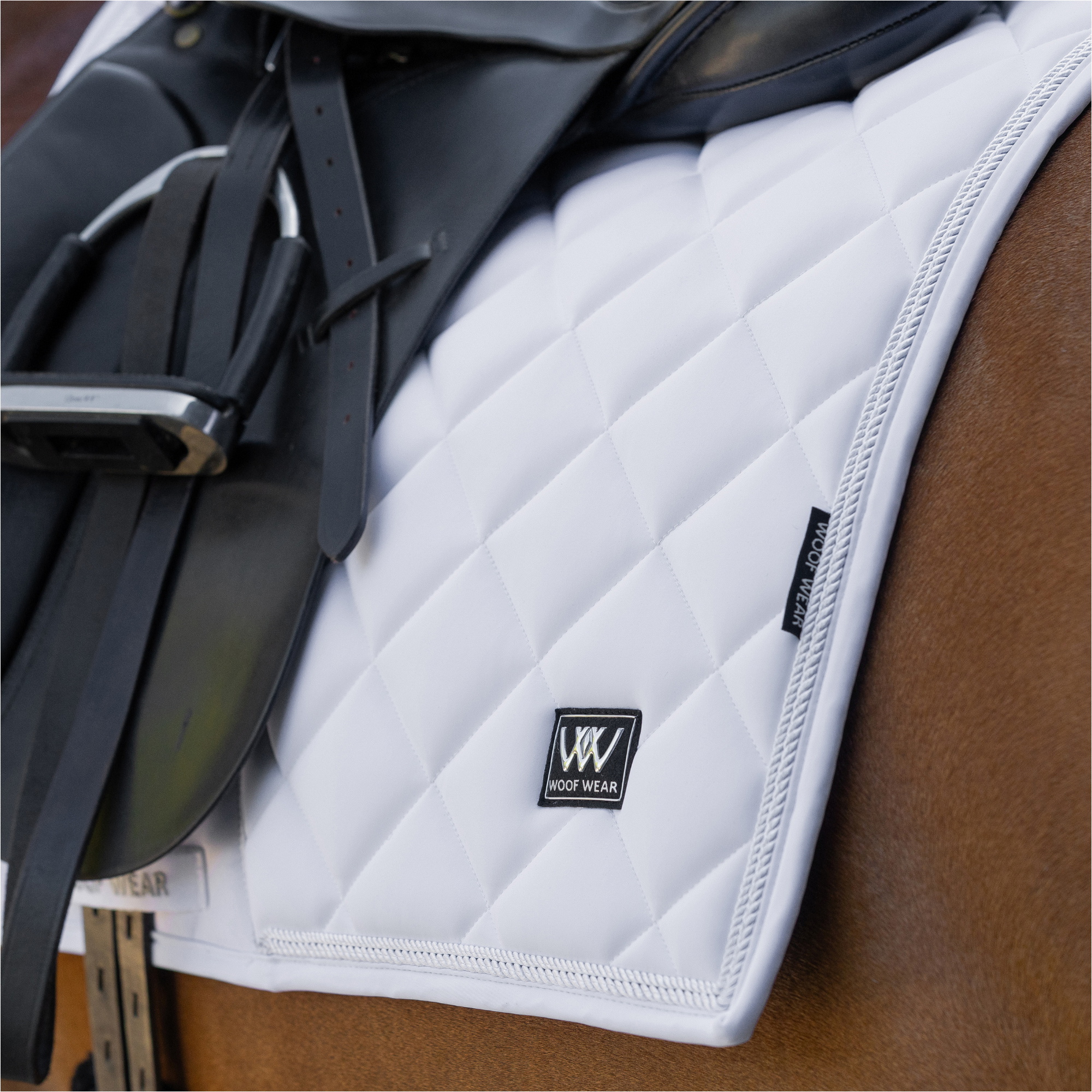 2025 Woof Wear Visie Aura Dressuurzadeldek WS0041-WHWH - White